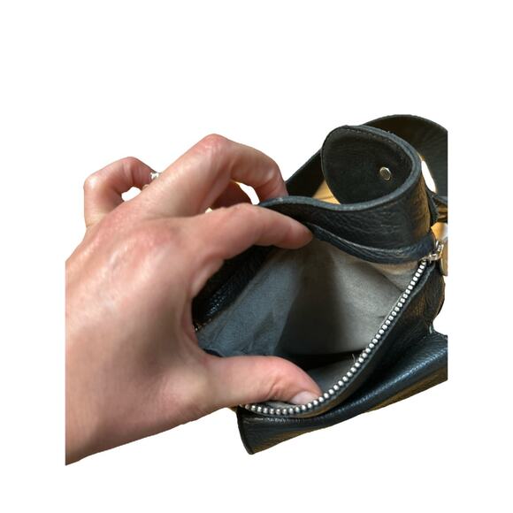 Black Leather Crossbody Bag - Picture 6 of 10